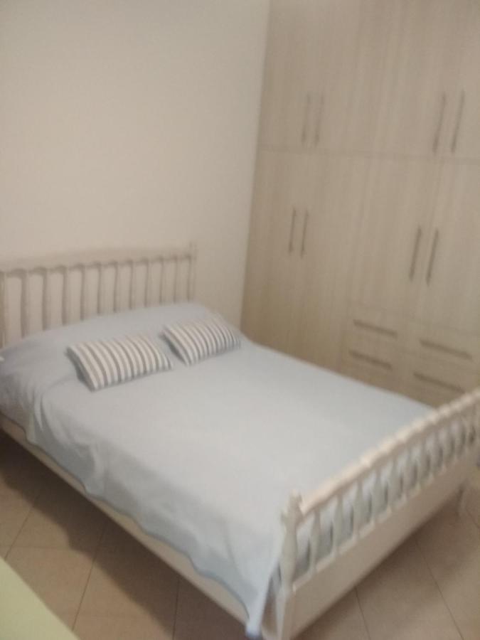 Airport Anasta Casa Apartment Артемида Екстериор снимка